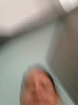Dr Edna naughty online show from May 17, 2026, 1:33 pm