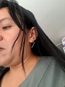 Snapshot of Dr_Edna_naughty chatting on July 3, 2026, 6:47 pm Dr Edna naughty online show from July 3, 2026, 6:47 pm