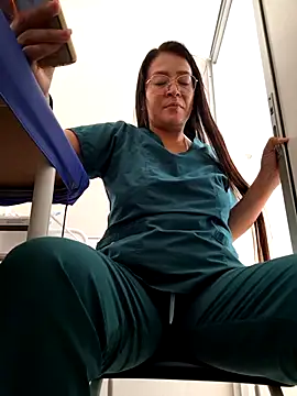 Dr Edna naughty online show from May 6, 2026, 4:00 pm