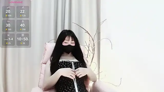 Sweet-Shuna online show from March 19, 2026, 1:16 am