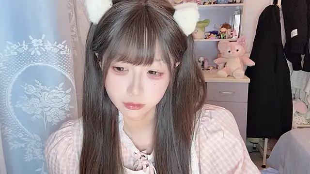 Snapshot of -peony- chatting on March 26, 2026, 11:19 am -peony- online show from March 26, 2026, 11:19 am