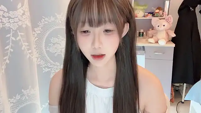 Snapshot of -peony- chatting on April 1, 2026, 12:13 am -peony- online show from April 1, 2026, 12:13 am