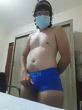 vinii1800 online show from June 16, 2026, 12:10 am