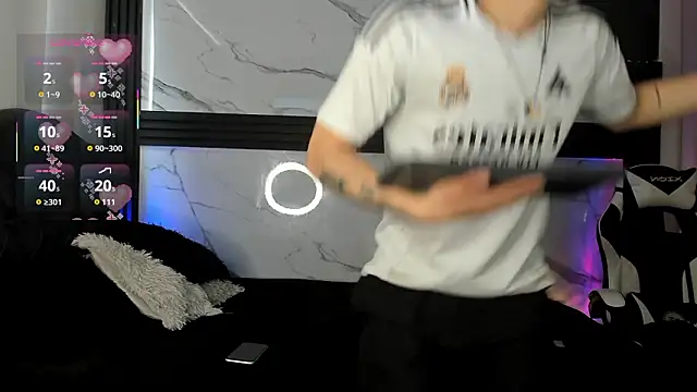 Snapshot of ThiagoFerrero_Hot chatting on March 16, 2026, 2:10 pm ThiagoFerrero Hot online show from March 16, 2026, 2:10 pm