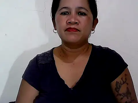 lovelycutiepie2026 online show from June 27, 2026, 10:54 am