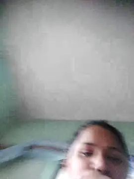 Snapshot of Mishti_Rai chatting on May 13, 2026, 11:28 am Mishti Rai online show from May 13, 2026, 11:28 am