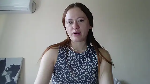 Whisper Of Desire online show from April 15, 2026, 11:49 am