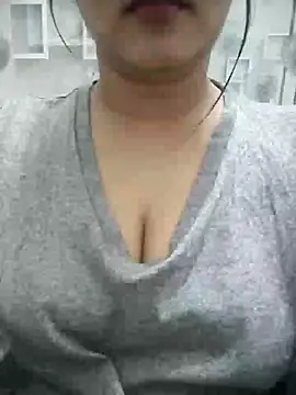 Chandrika Yadav online show from May 16, 2026, 6:40 pm