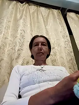 Tania9876 online show from June 15, 2026, 6:51 pm