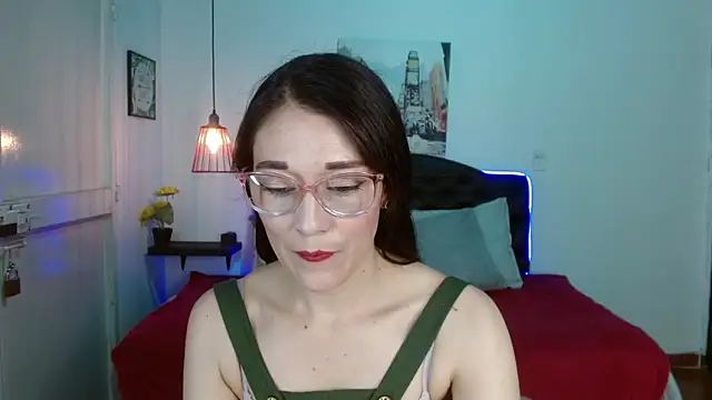 Mylu xx online show from April 28, 2026, 1:26 pm