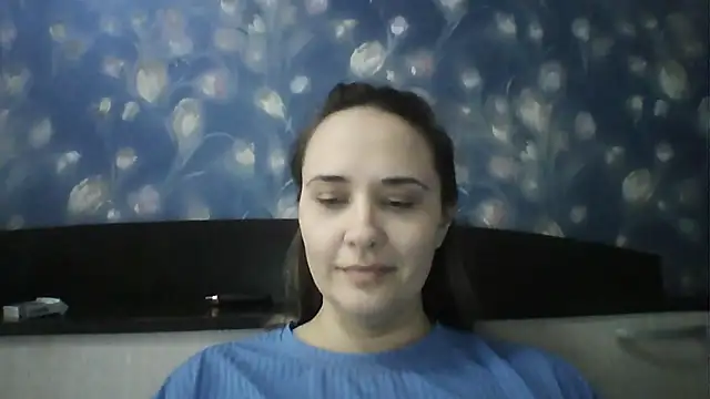 Snapshot of Alisa07qw chatting on March 22, 2026, 9:44 am Alisa07qw online show from March 22, 2026, 9:44 am