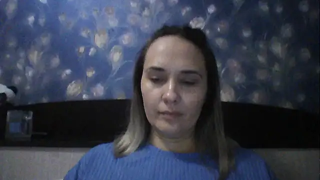 Snapshot of Alisa07qw chatting on March 21, 2026, 10:20 am Alisa07qw online show from March 21, 2026, 10:20 am