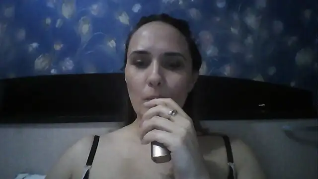 Snapshot of Alisa07qw chatting on March 24, 2026, 2:28 pm Alisa07qw online show from March 24, 2026, 2:28 pm