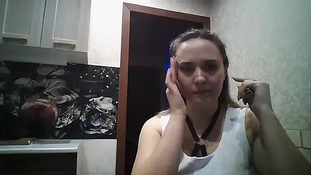 Snapshot of Alisa07qw chatting on March 28, 2026, 4:30 pm Alisa07qw online show from March 28, 2026, 4:30 pm
