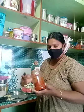 Snapshot of telugutanuja_ chatting on May 13, 2026, 6:09 am telugutanuja online show from May 13, 2026, 6:09 am