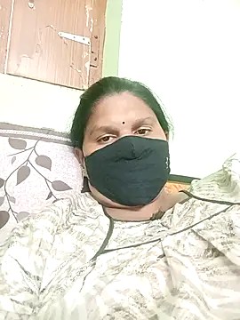 Snapshot of telugutanuja_ chatting on April 13, 2026, 10:52 am telugutanuja online show from April 13, 2026, 10:52 am