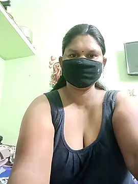 Snapshot of telugutanuja_ chatting on April 28, 2026, 11:31 pm telugutanuja online show from April 28, 2026, 11:31 pm