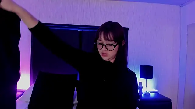 LilithBluum online show from April 19, 2026, 4:08 pm