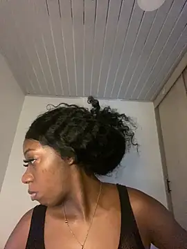 Snapshot of GaiaFiore chatting on March 30, 2026, 9:22 am GaiaFiore online show from March 30, 2026, 9:22 am