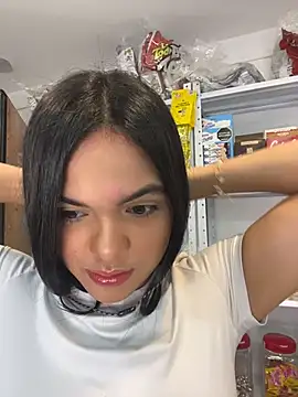 Snapshot of Bella-Ferrer chatting on July 11, 2026, 5:46 pm Bella-Ferrer online show from July 11, 2026, 5:46 pm