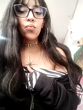 Snapshot of Natalia_27 chatting on March 9, 2026, 9:51 pm Natalia 27 online show from March 9, 2026, 9:51 pm