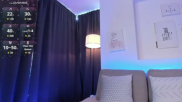 Snapshot of Zoey_monroe chatting on July 31, 2026, 12:15 pm Zoey monroe online show from July 31, 2026, 12:15 pm