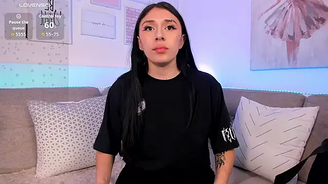 Snapshot of Zoey_monroe chatting on June 19, 2026, 1:28 pm Zoey monroe online show from June 19, 2026, 1:28 pm