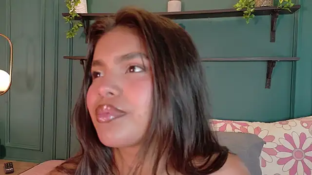 ZoeyMonroe  online show from April 16, 2026, 3:07 am