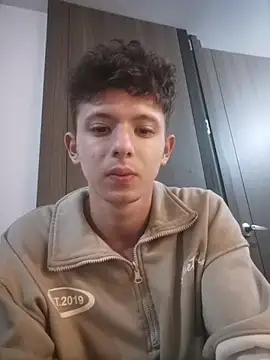 Daniel Roy online show from April 2, 2026, 5:25 am