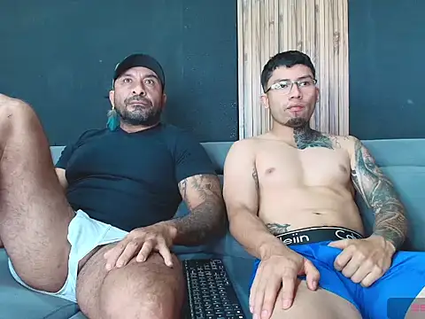 Snapshot of angelstream chatting on June 4, 2026, 1:05 pm angelstream online show from June 4, 2026, 1:05 pm