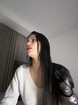 Valen Gia online show from March 20, 2026, 1:28 am