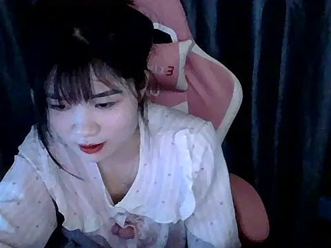 Snapshot of Cum-withyou chatting on May 27, 2026, 7:27 am Cum-withyou online show from May 27, 2026, 7:27 am