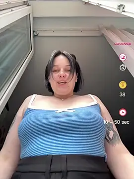 HubbaBaby online show from May 2, 2026, 11:04 am