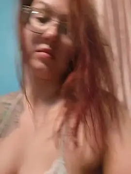 NicolePearl online show from July 4, 2026, 4:41 am