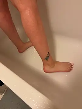 Snapshot of JayJayFeetx chatting on June 15, 2026, 9:14 pm JayJayFeetx online show from June 15, 2026, 9:14 pm