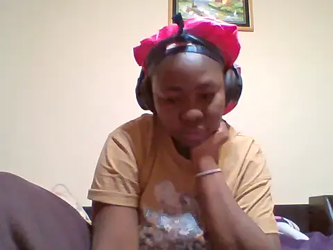 Snapshot of melaninebony2 chatting on April 25, 2026, 7:11 am melaninebony2 online show from April 25, 2026, 7:11 am