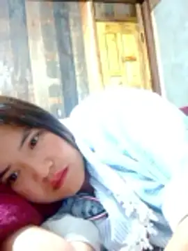YAONIKUTE online show from May 12, 2026, 9:21 pm