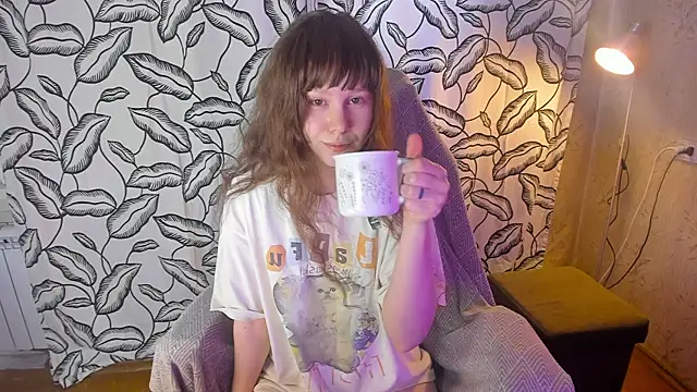 Snapshot of NikiCozy chatting on June 8, 2026, 1:22 am NikiCozy online show from June 8, 2026, 1:22 am