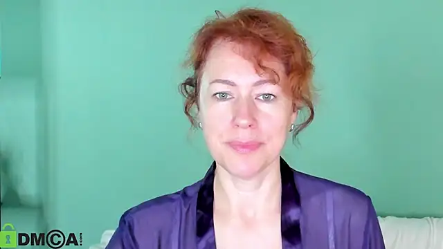 LeticiaRomano online show from July 12, 2026, 4:02 am