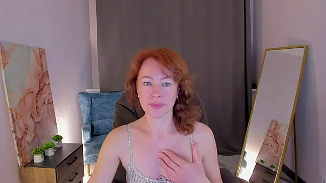 Snapshot of LeticiaRomano chatting on June 13, 2026, 3:59 am LeticiaRomano online show from June 13, 2026, 3:59 am