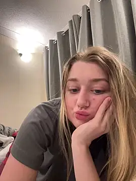 Ameliaxoxoo online show from April 7, 2026, 4:58 am