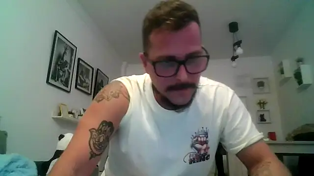 yanick931 online show from April 9, 2026, 11:44 pm