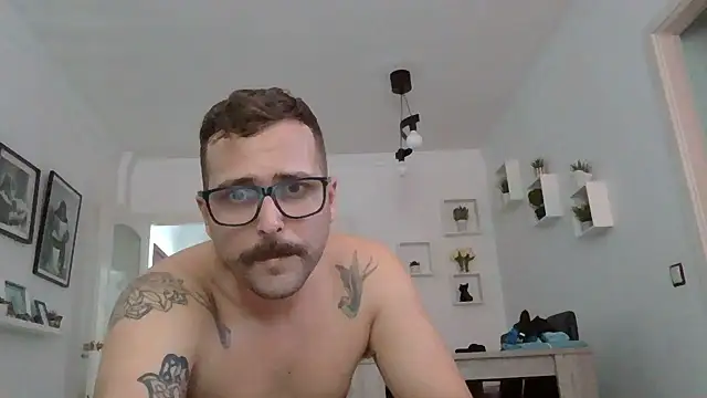 Snapshot of yanick931 chatting on June 10, 2026, 12:50 pm yanick931 online show from June 10, 2026, 12:50 pm