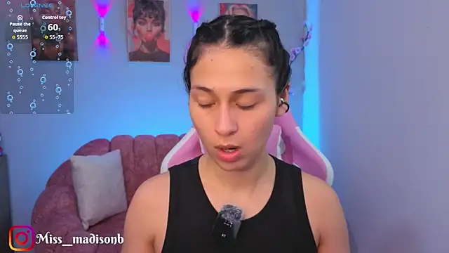 Snapshot of miss__madison chatting on May 13, 2026, 7:54 pm miss madison online show from May 13, 2026, 7:54 pm