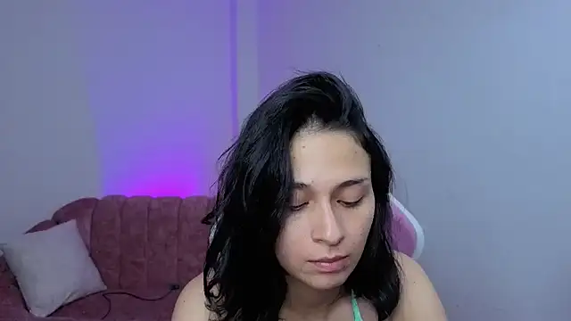 Snapshot of miss__madison chatting on April 15, 2026, 8:53 pm miss madison online show from April 15, 2026, 8:53 pm