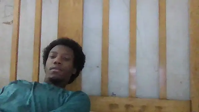 Snapshot of zacharyandrews778 chatting on May 11, 2026, 1:01 pm zacharyandrews778 online show from May 11, 2026, 1:01 pm