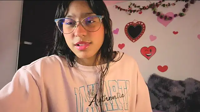 PaulaCutexs online show from March 25, 2026, 5:51 am