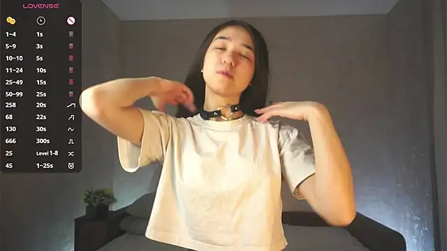 CherrylLlams online show from March 11, 2026, 5:18 pm