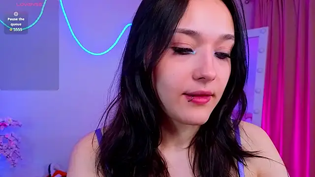 Snapshot of DarcyBlackwood chatting on May 29, 2026, 1:11 am DarcyBlackwood online show from May 29, 2026, 1:11 am