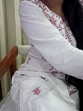 Jesmin khan01 online show from April 17, 2026, 3:59 pm